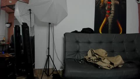 Nicolas Fellener online show from 13, 1, 2025