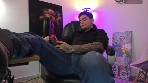 Nicolas Fellener online show from 26, 11, 2025