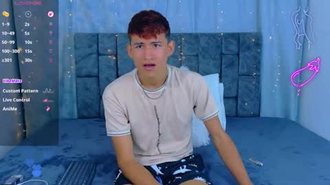 nicolastorres__ online show from 10, 4, 2026