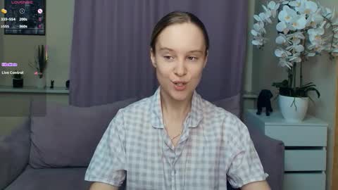 Nicoletta online show from 22, 3, 2026