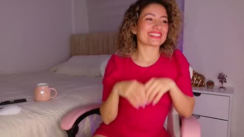 Snapshot of nicolblossom_ chatting on 6, 11, 2025 Nicol online show from 6, 11, 2025