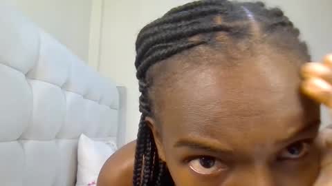 nicole161117 online show from 3, 4, 2026