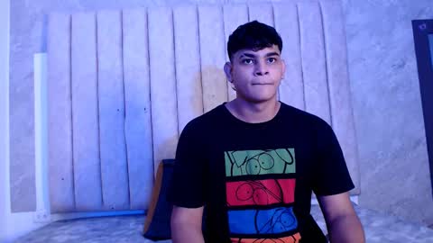 nicole_and_thiago online show from 10, 2, 2025