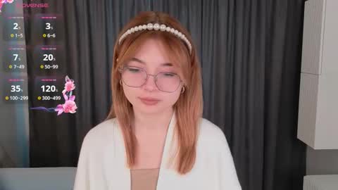 Nicole online show from 19, 10, 2025