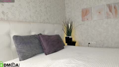 GMT7TueWedThSu 0300am-0900am. Sa 1000am-0400pm online show from 6, 11, 2025