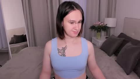Nicole online show from 12, 9, 2025