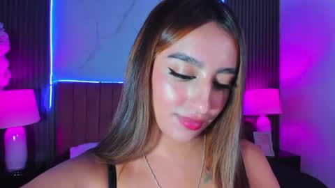 Nicole online show from 16, 6, 2026