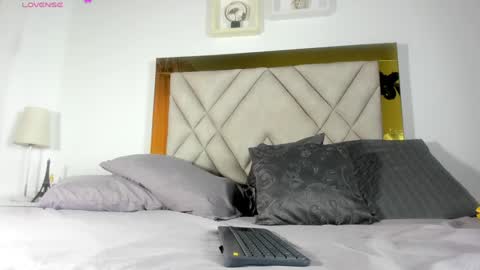 nicole_grace0 online show from 29, 1, 2025