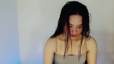 nicole_kiss01 online show from 9, 12, 2024