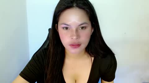 nicole_kiss01 online show from 24, 2, 2025