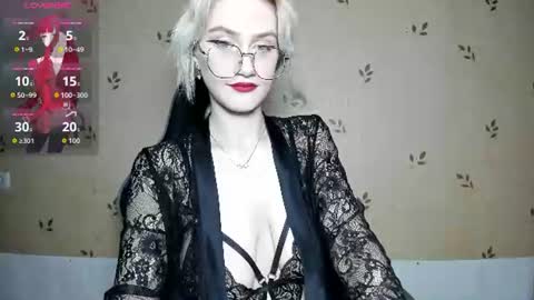Snapshot of nicoledaviss_ chatting on 14, 7, 2026 NicoleDavis online show from 14, 7, 2026
