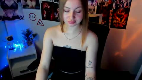 Nicole online show from 12, 10, 2025