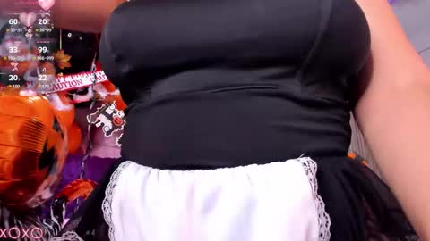 Snapshot of nicolee19_ chatting on 24, 10, 2025 nicolee19_ online show from 24, 10, 2025