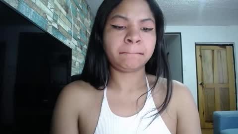 Snapshot of nicoleebon chatting on 10, 9, 2025 Nicole online show from 10, 9, 2025