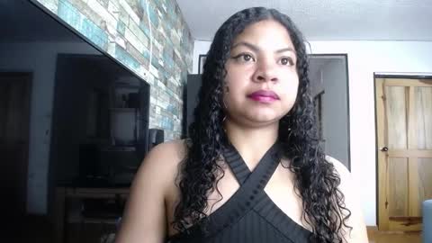 Snapshot of nicoleebon chatting on 15, 9, 2025 Nicole online show from 15, 9, 2025