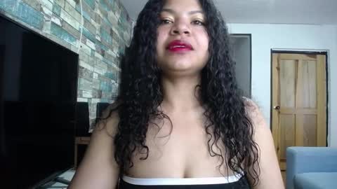 Snapshot of nicoleebon chatting on 30, 9, 2025 Nicole online show from 30, 9, 2025