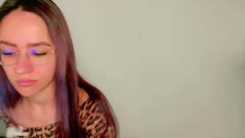 nicoleirisxxx online show from 3, 4, 2026