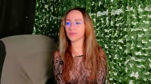 Snapshot of nicoleirisxxx chatting on 30, 6, 2026 nicoleirisxxx online show from 30, 6, 2026