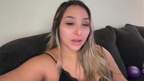 Snapshot of nicolelovesyou444 chatting on 21, 10, 2025 nicolelovesyou444 online show from 21, 10, 2025