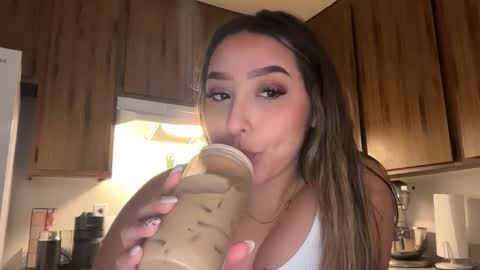 Snapshot of nicolelovesyou444 chatting on 5, 2, 2026 nicolelovesyou444 online show from 5, 2, 2026