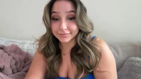 Snapshot of nicolelovesyou444 chatting on 1, 4, 2026 nicolelovesyou444 online show from 1, 4, 2026