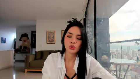 Nicole Manson online show from 16, 6, 2026