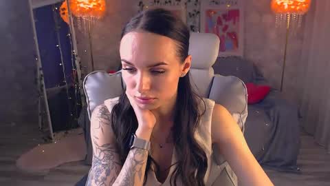 Snapshot of nicolemerz chatting on 31, 5, 2026 Nicole online show from 31, 5, 2026