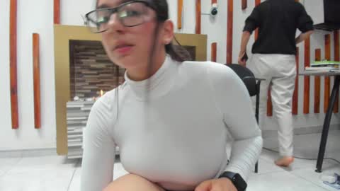 Nicolle Mays online show from 15, 2, 2025