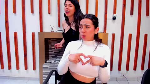 Nicolle Mays online show from 15, 2, 2025