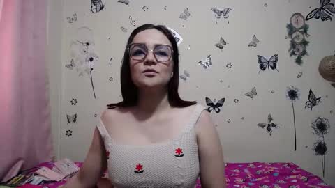nicolle_sky online show from 29, 11, 2025