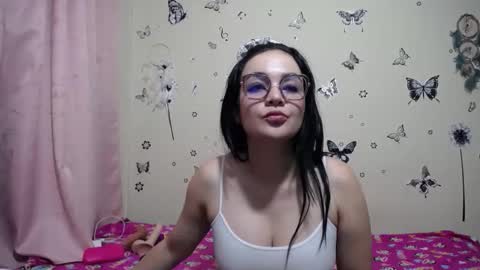 nicolle_sky online show from 2, 3, 2026