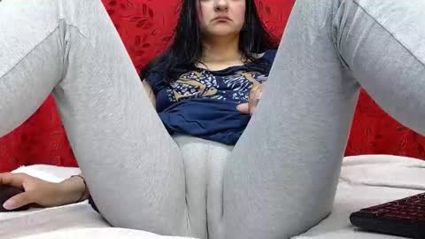 Snapshot of nicolleowens chatting on 19, 2, 2026 NICOLLE online show from 19, 2, 2026