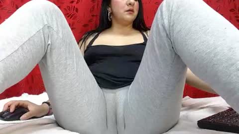 Snapshot of nicolleowens chatting on 17, 7, 2026 NICOLLE online show from 17, 7, 2026