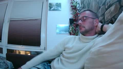 MikeVanDyck online show from 15, 12, 2025