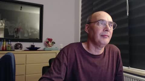 nightkeeper63 online show from 28, 9, 2025