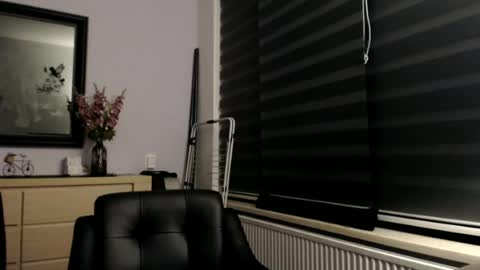 Snapshot of nightkeeper63 chatting on 18, 6, 2026 nightkeeper63 online show from 18, 6, 2026