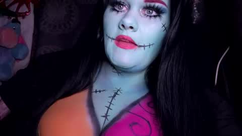 nightshade8807 online show from 25, 10, 2025