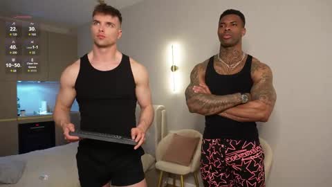 Nik online show from 12, 4, 2026