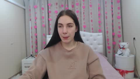 nikastarkk online show from 6, 2, 2026