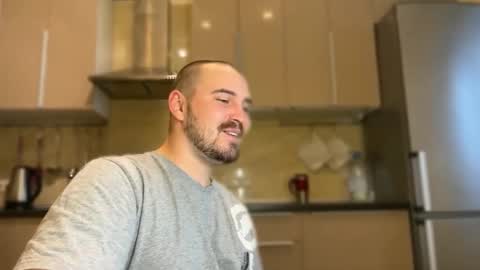 Snapshot of nikbusiness chatting on 19, 9, 2025 Nick online show from 19, 9, 2025