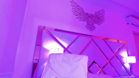 Snapshot of nikii_white chatting on 2, 2, 2025 nikii_white online show from 2, 2, 2025