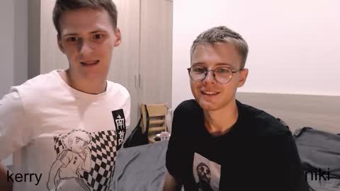 Snapshot of nikikerry_cum_ chatting on 16, 10, 2025 nikikerry_cum_ online show from 16, 10, 2025