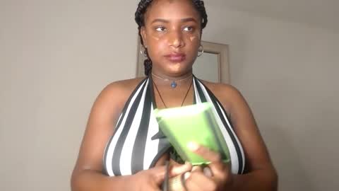 nikitakisskm online show from 3, 12, 2024