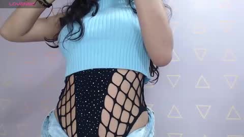 Snapshot of nikki_333 chatting on 11, 12, 2024 Nilly online show from 11, 12, 2024