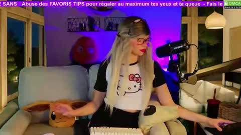 Kitty Chatte online show from 12, 11, 2025