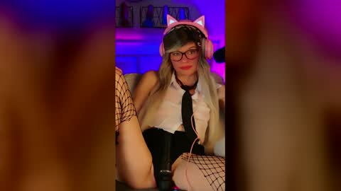 Kitty Chatte online show from 16, 5, 2026