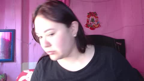 Snapshot of nikkirous_ chatting on 19, 12, 2025 Nikkirous online show from 19, 12, 2025