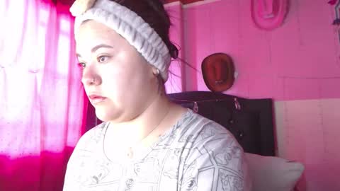 Snapshot of nikkirous_ chatting on 17, 2, 2026 Nikkirous online show from 17, 2, 2026