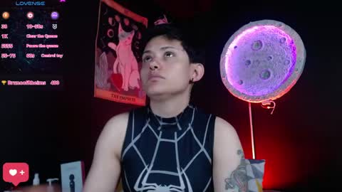 Nikky online show from 13, 5, 2026