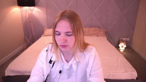 Snapshot of nikkyreyyy chatting on 18, 5, 2026 nikkyreyyy online show from 18, 5, 2026
